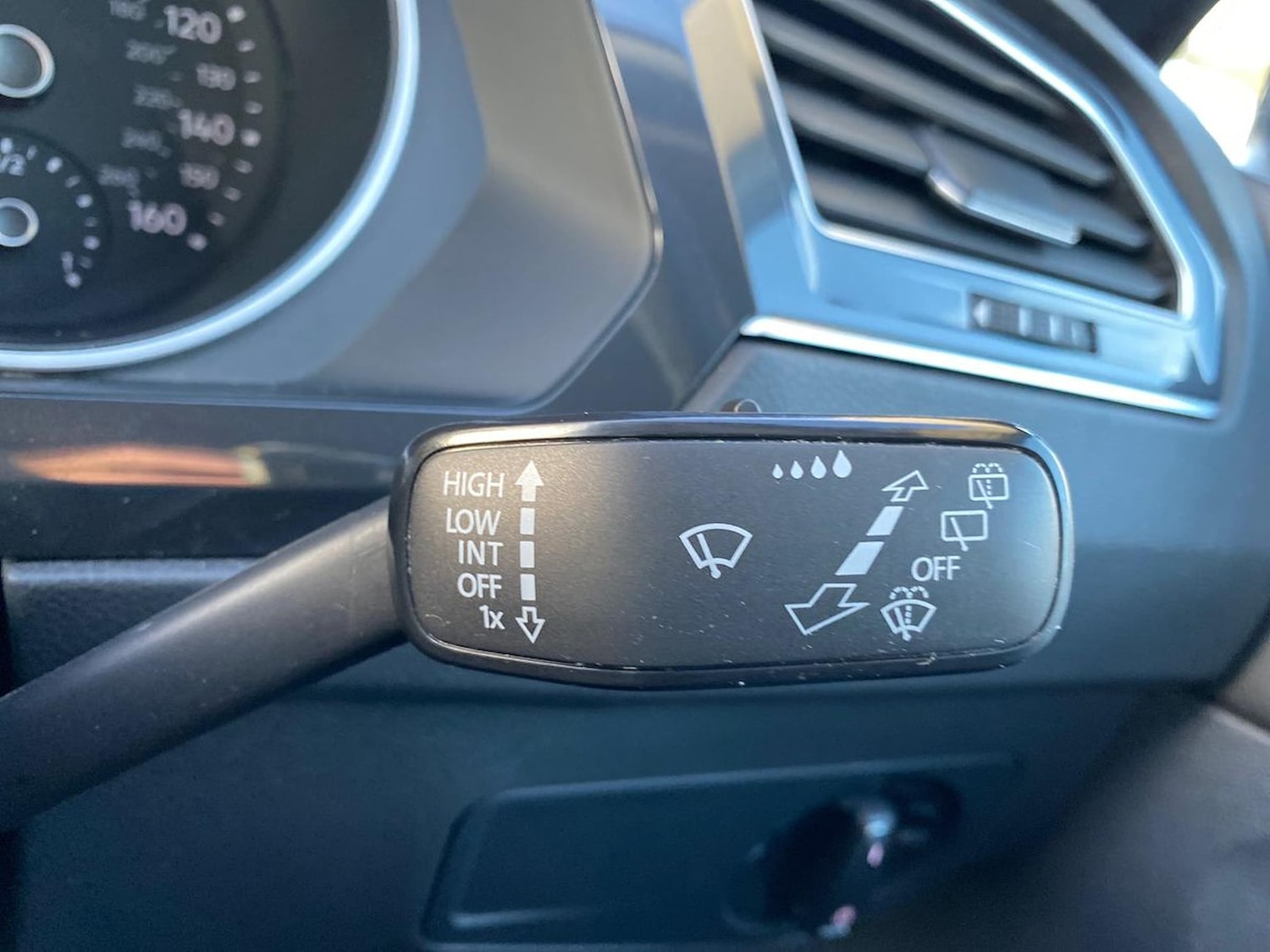 Used Volkswagen Tiguan 2019 for sale - 76492462: Photo 26