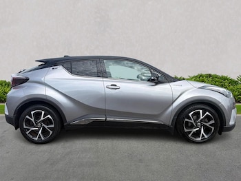 Used Toyota C-HR 2017 for sale - 78997915: Photo