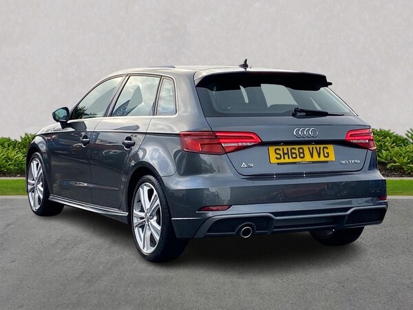Used Audi A3 2018 for sale - 76225131: Photo 2
