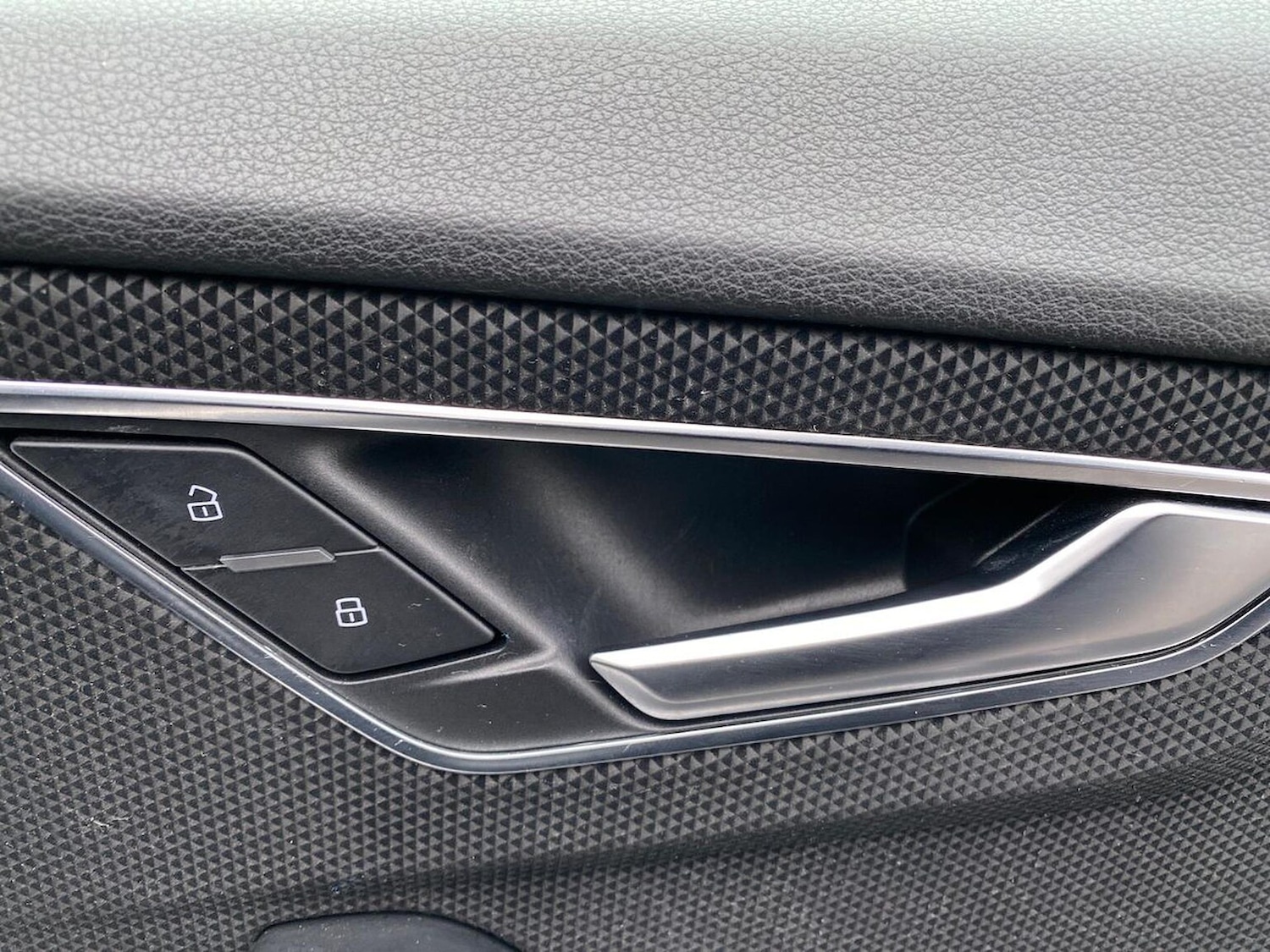 Used Audi Q2 2021 for sale - 76713239: Photo 2