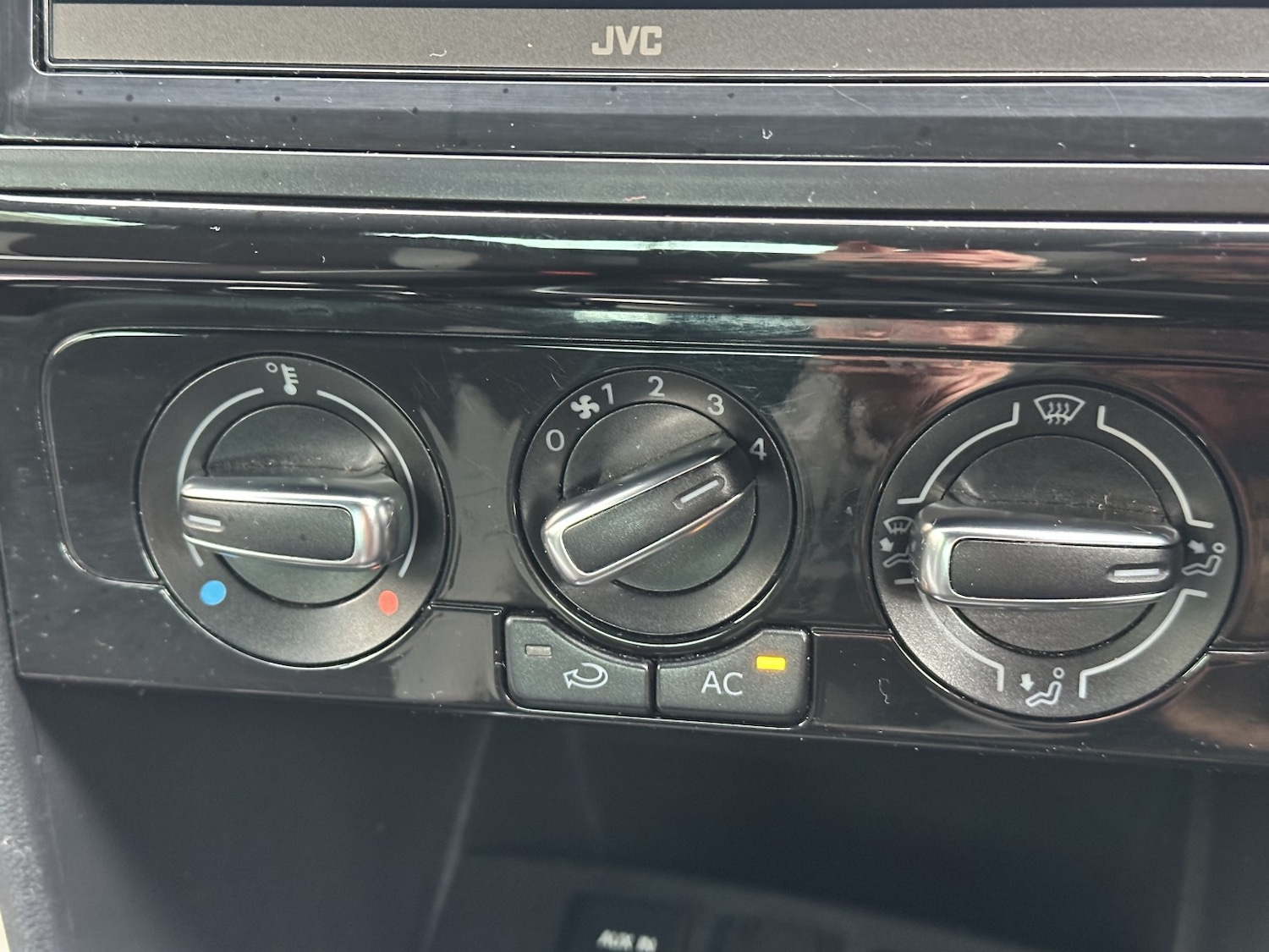 Used Volkswagen Polo 2014 for sale - 77459973: Photo 19