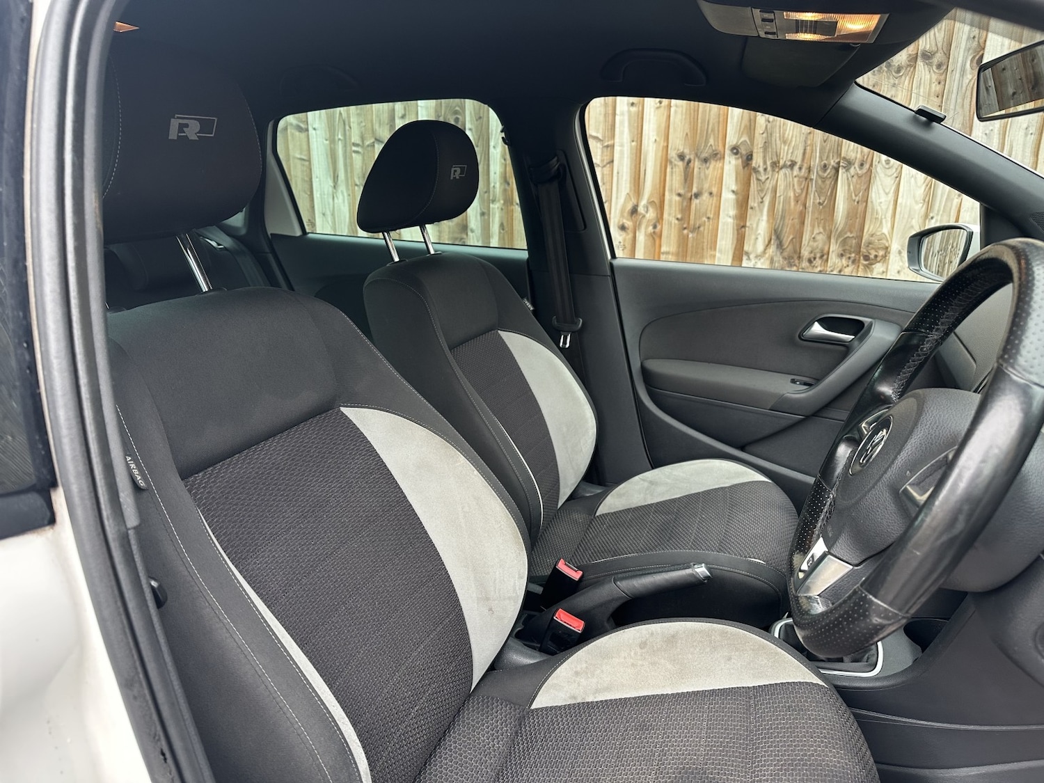 Used Volkswagen Polo 2014 for sale - 77459973: Photo 23