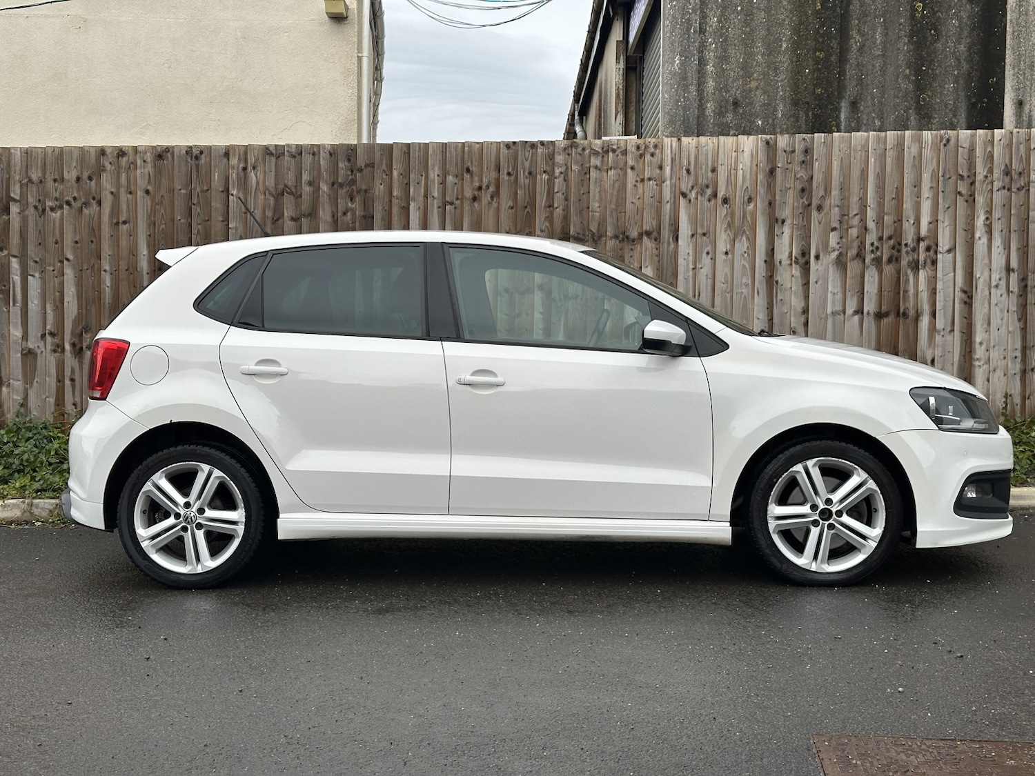 Used Volkswagen Polo 2014 for sale - 77459973: Photo 6