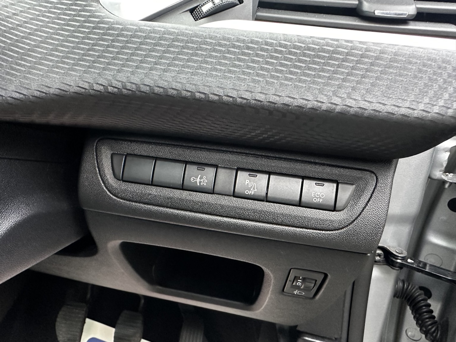 Used Peugeot 208 2018 for sale - 77715066: Photo 23