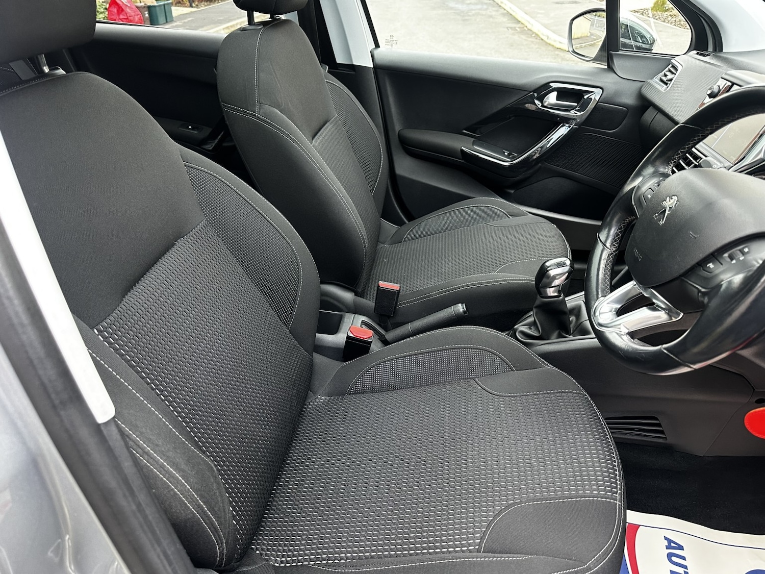 Used Peugeot 208 2018 for sale - 77715066: Photo 25