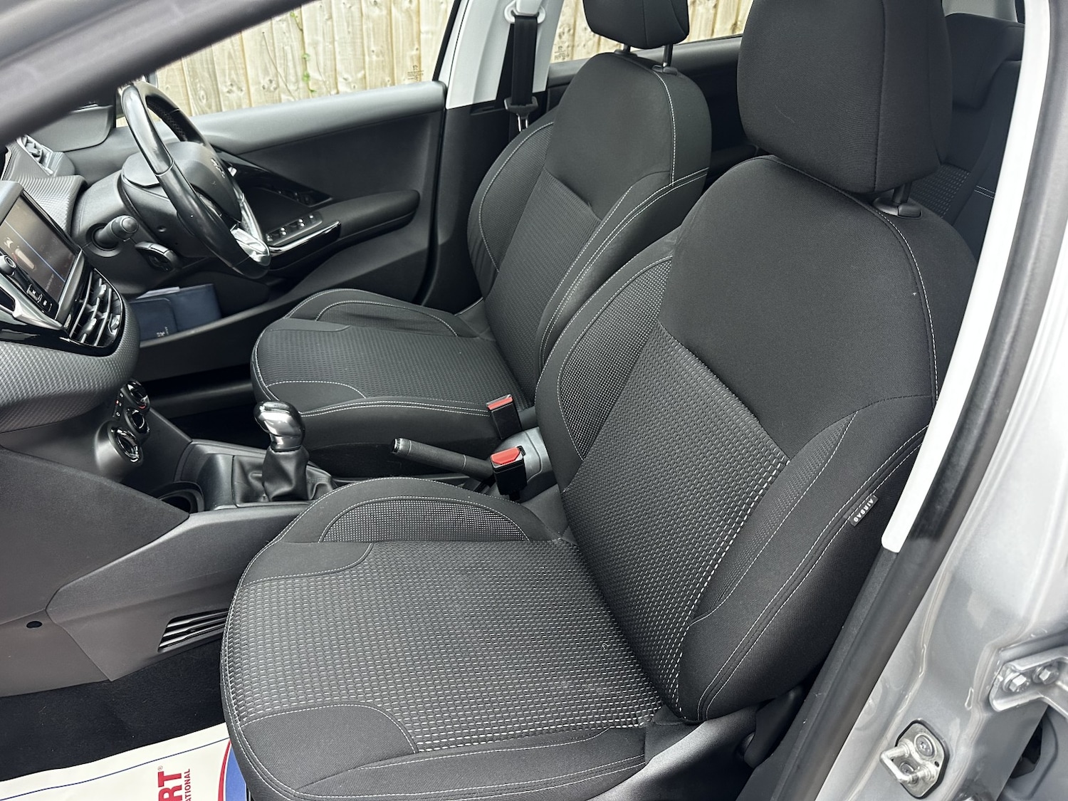 Used Peugeot 208 2018 for sale - 77715066: Photo 3