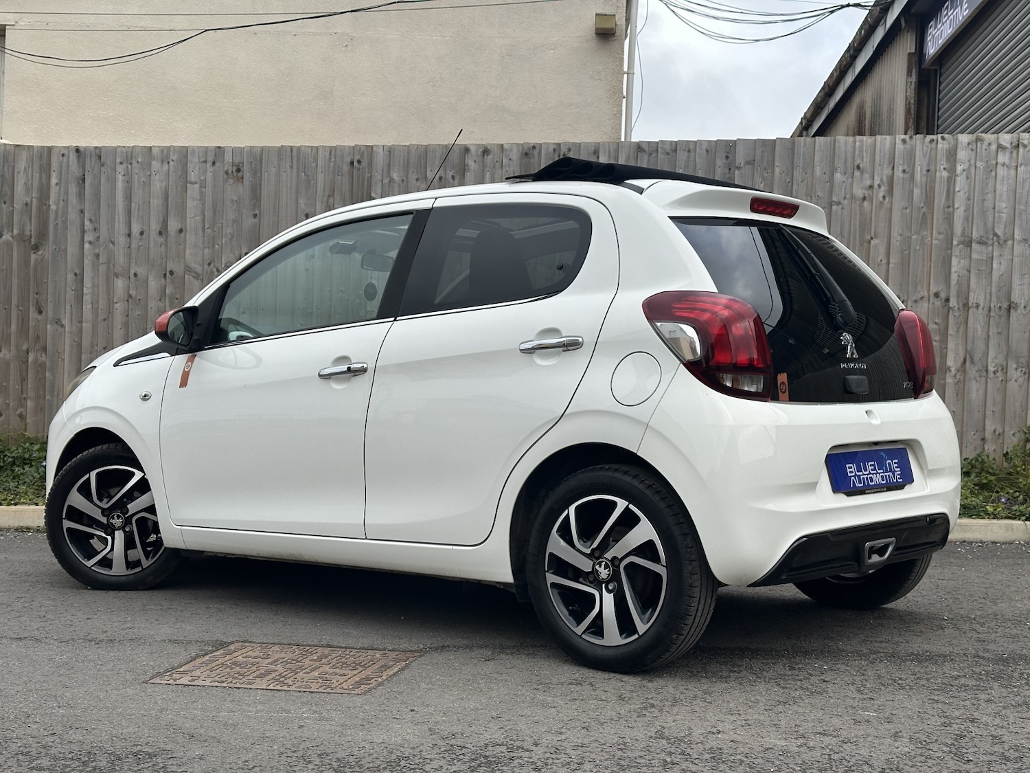 Used Peugeot 108 2015 for sale - 77981801: Photo 10
