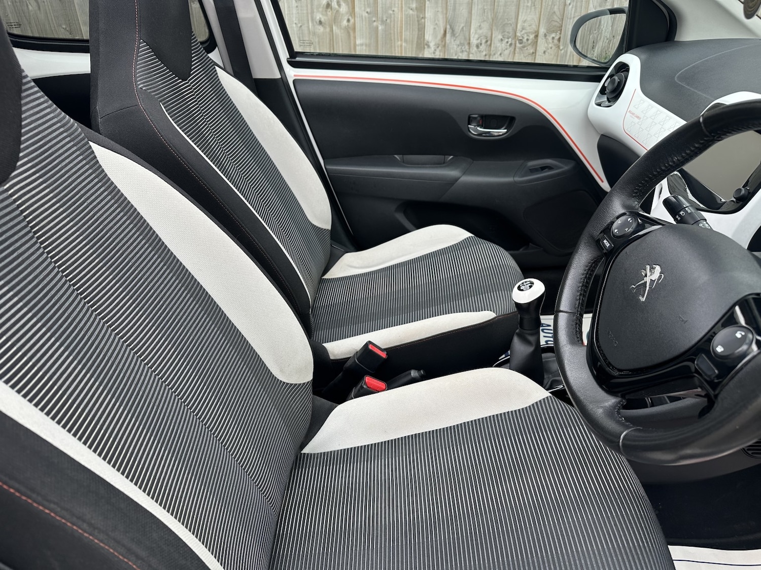 Used Peugeot 108 2015 for sale - 77981801: Photo 17