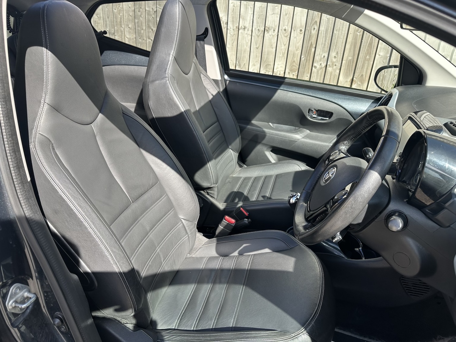 Used Toyota AYGO 2016 for sale - 78141058: Photo 21