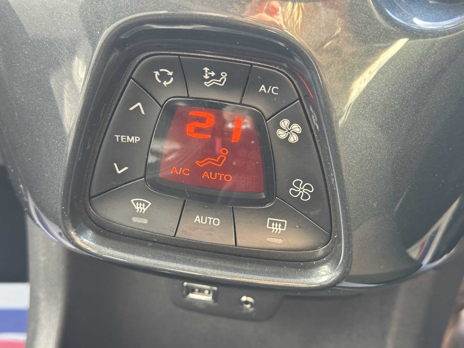 Used Toyota AYGO 2016 for sale - 78141058: Photo 28