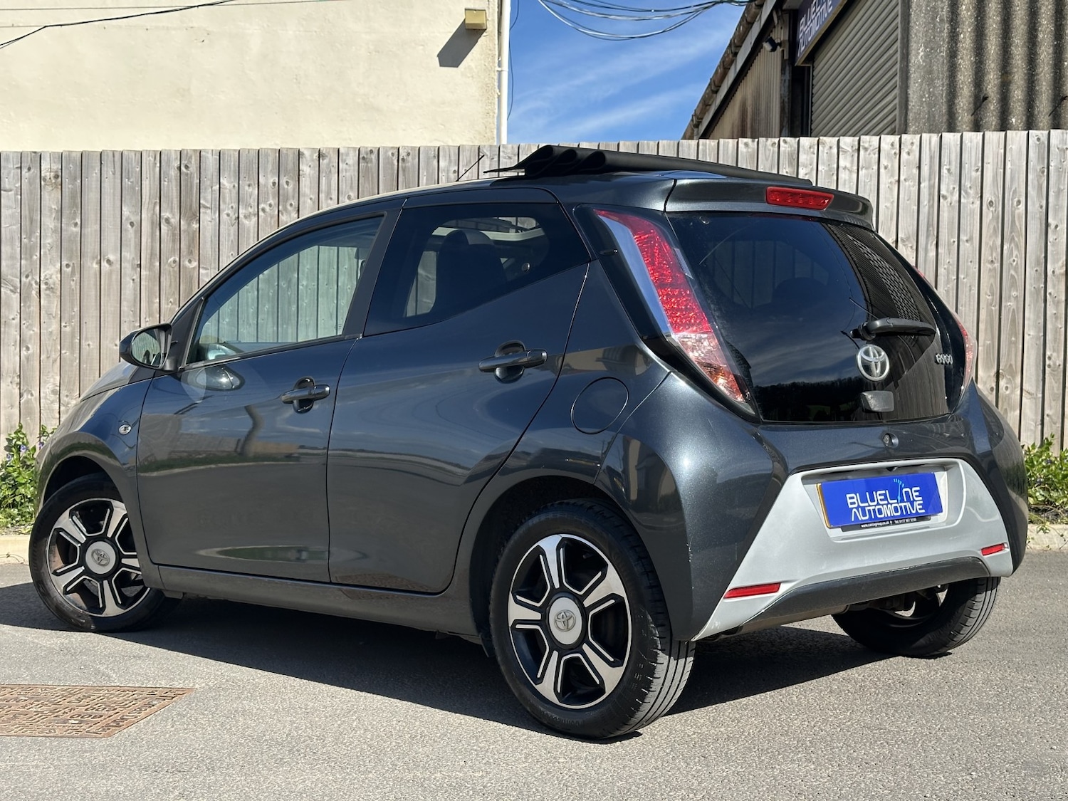 Used Toyota AYGO 2016 for sale - 78141058: Photo 8