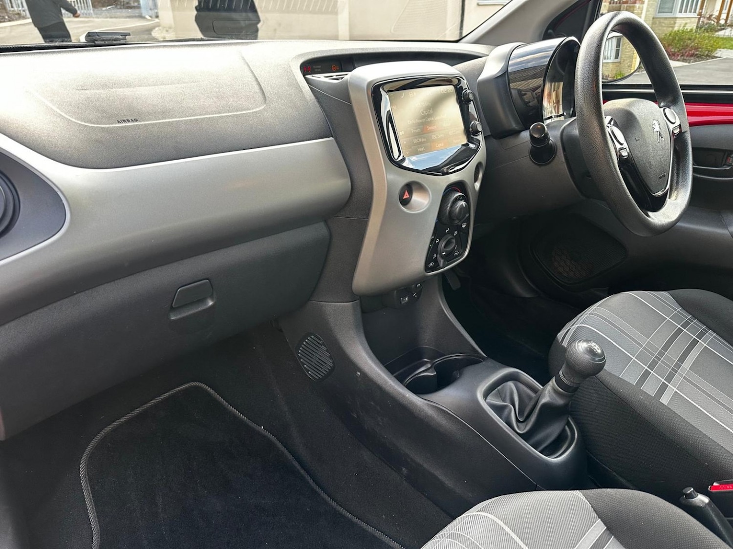 Used Peugeot 108 2016 for sale - 77093956: Photo 11