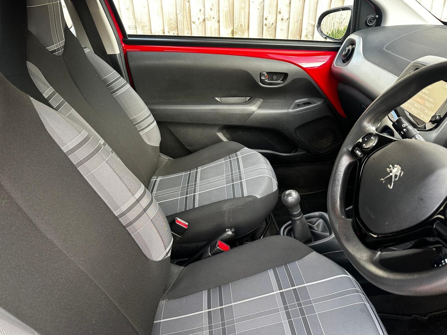 Used Peugeot 108 2016 for sale - 77093956: Photo 16