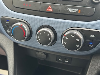 Used Hyundai i10 2015 for sale - 77897796: Photo