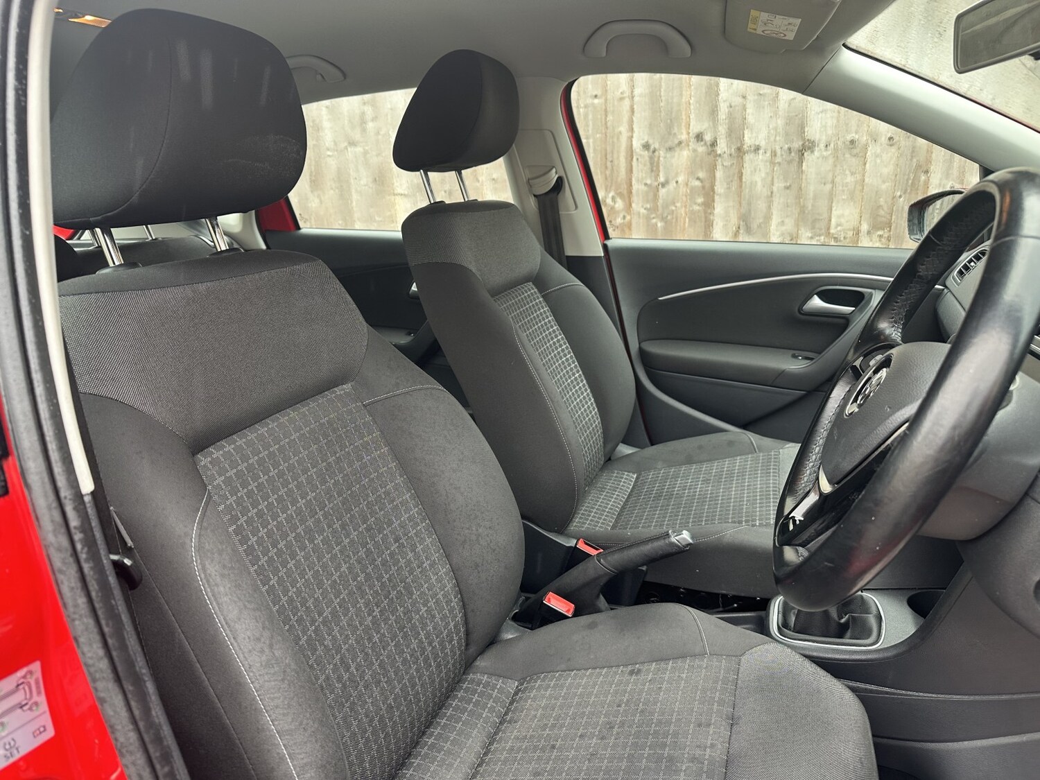 Used Volkswagen Polo 2015 for sale - 77945706: Photo 17