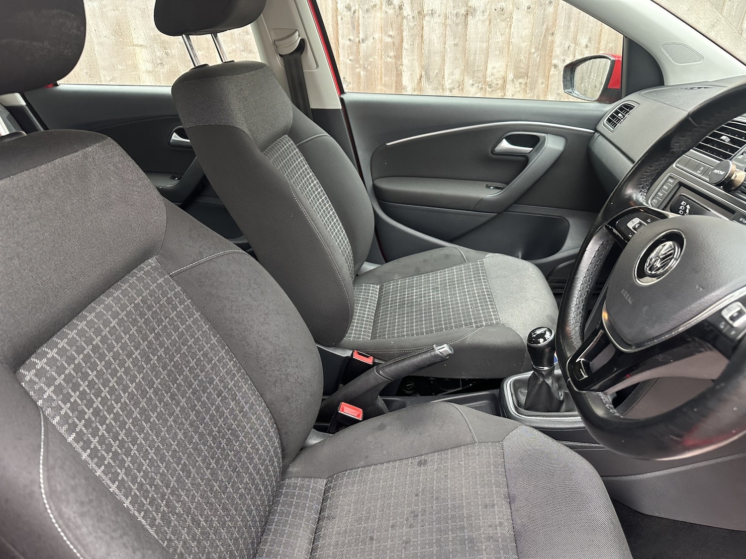 Used Volkswagen Polo 2015 for sale - 77945706: Photo 18