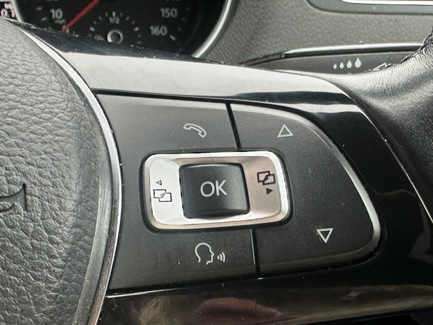 Used Volkswagen Polo 2015 for sale - 77945706: Photo 29