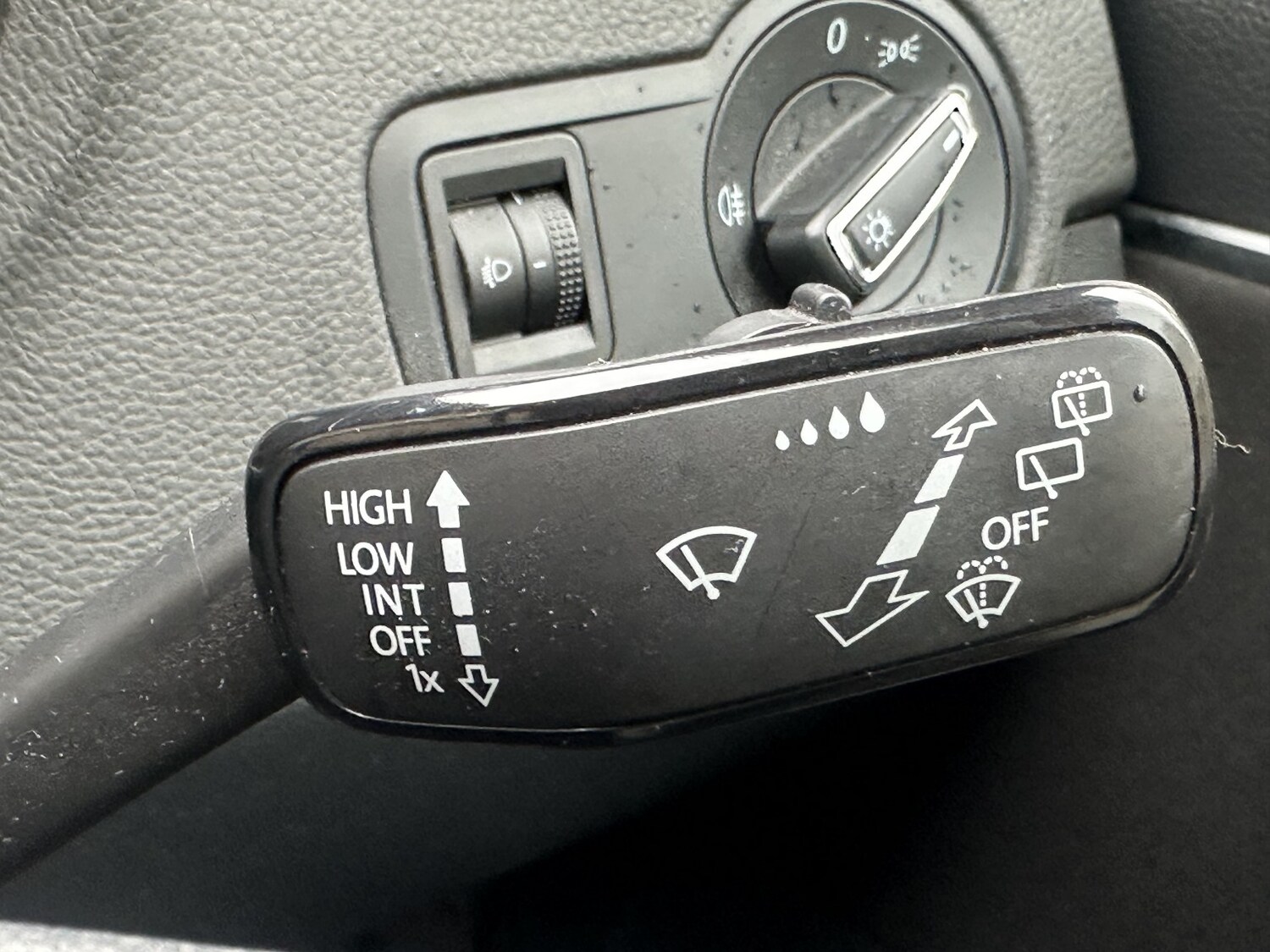 Used Volkswagen Polo 2015 for sale - 77945706: Photo 30