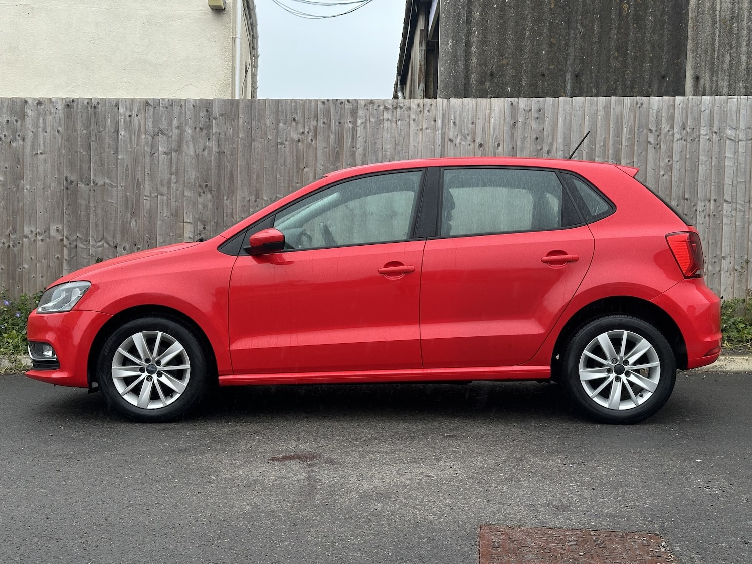 Used Volkswagen Polo 2015 for sale - 77945706: Photo 8