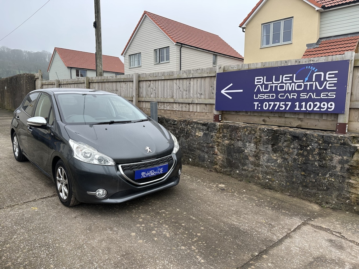 Used Peugeot 208 2015 for sale - 77802644: Photo 1