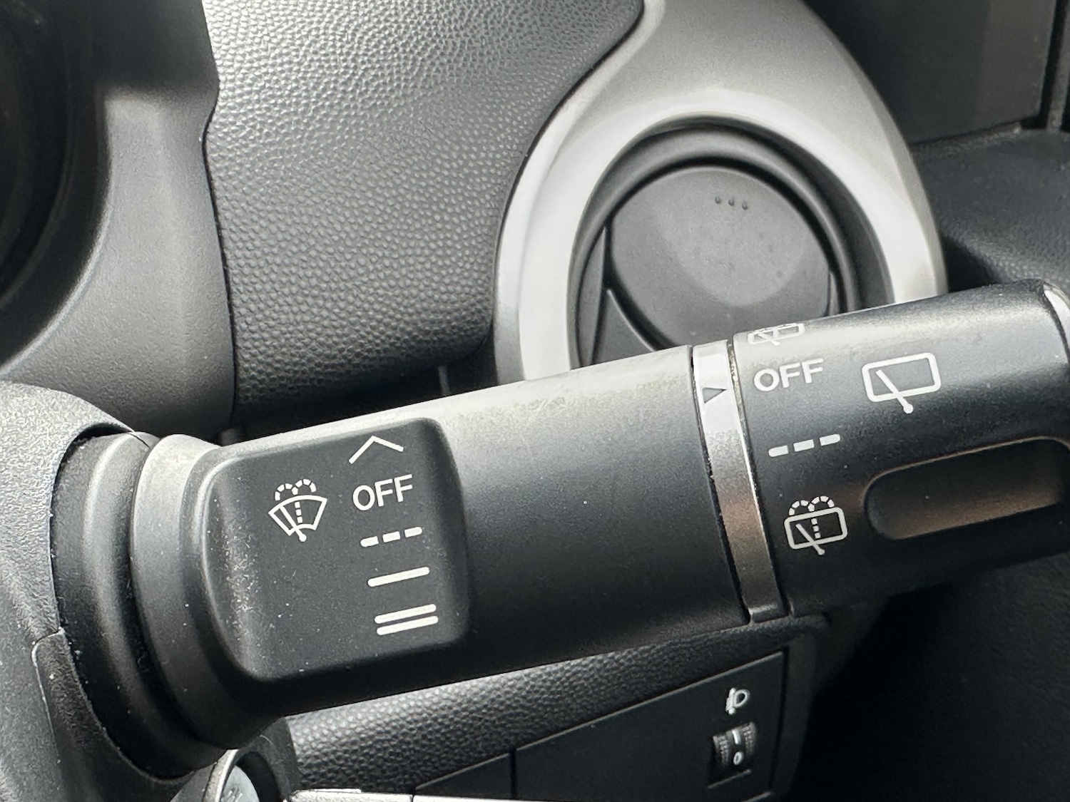 Used Mazda Mazda2 2010 for sale - 77915728: Photo 13