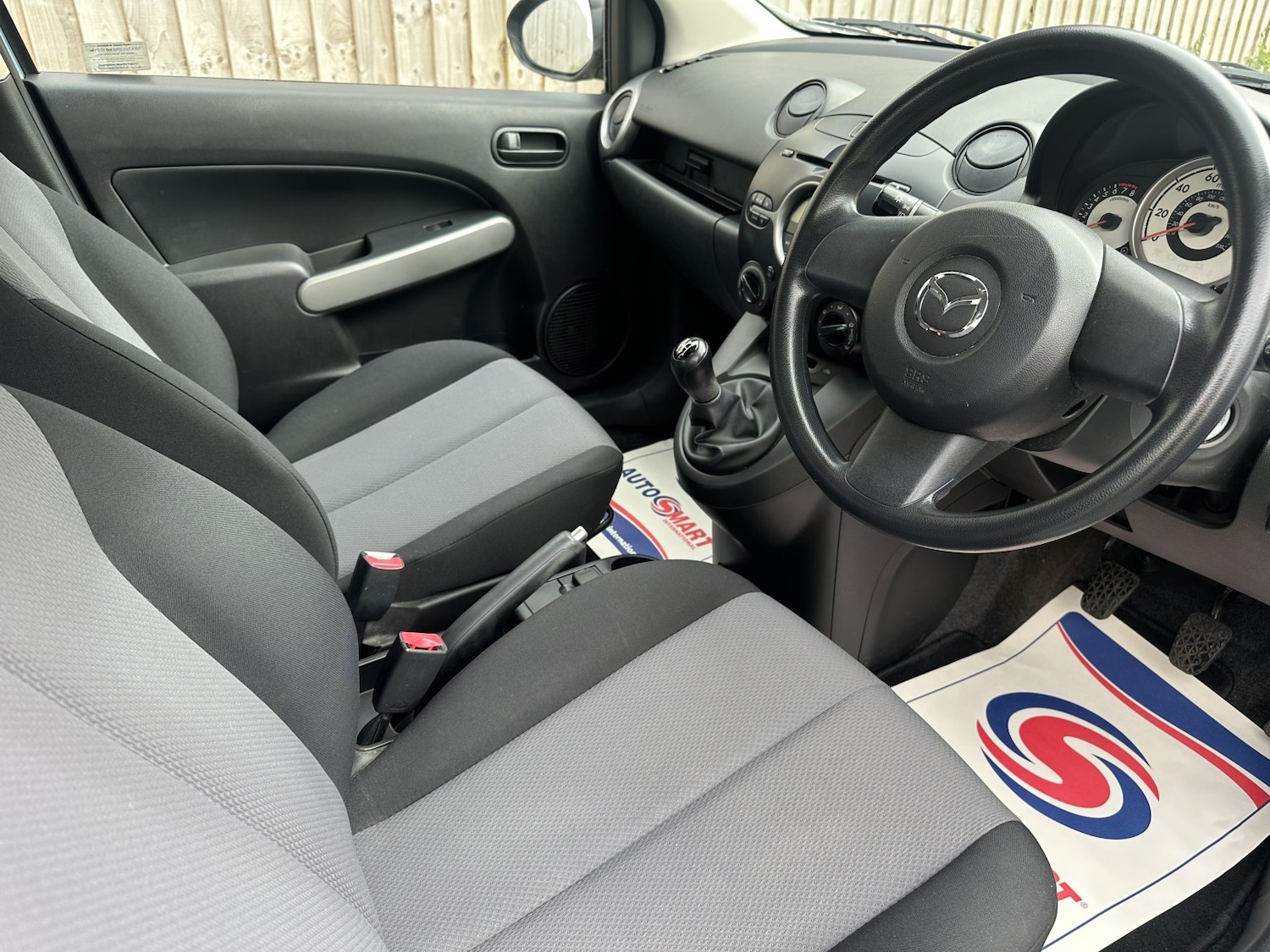 Used Mazda Mazda2 2010 for sale - 77915728: Photo 19