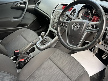 Used Vauxhall Astra GTC 2015 for sale - 79575569: Photo