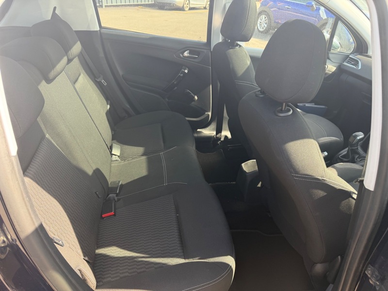 Used Peugeot 208 2015 for sale - 78168076: Photo 10