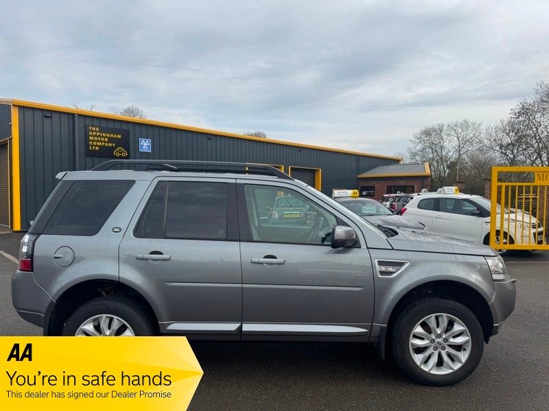 Used Land Rover Freelander 2013 for sale - 77632329: Photo 2