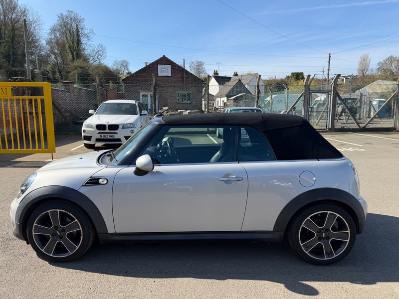 Used MINI Convertible 2012 for sale - 77976866: Photo 7