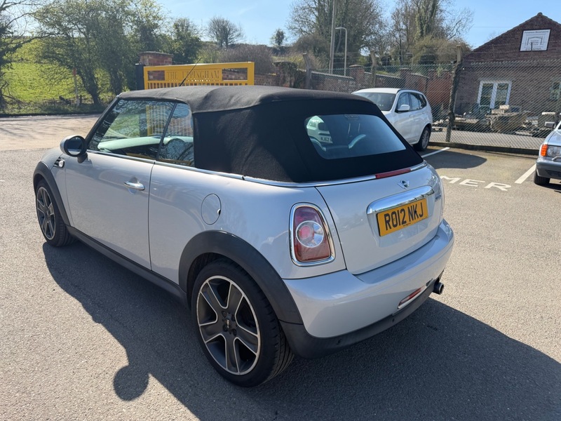 Used MINI Convertible 2012 for sale - 77976866: Photo 8