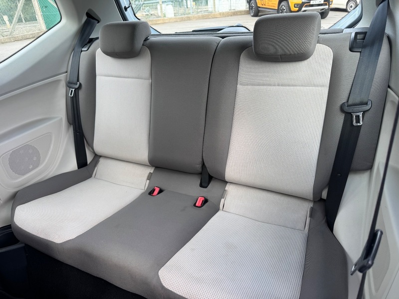 Used Volkswagen up! 2012 for sale - 76173526: Photo 16