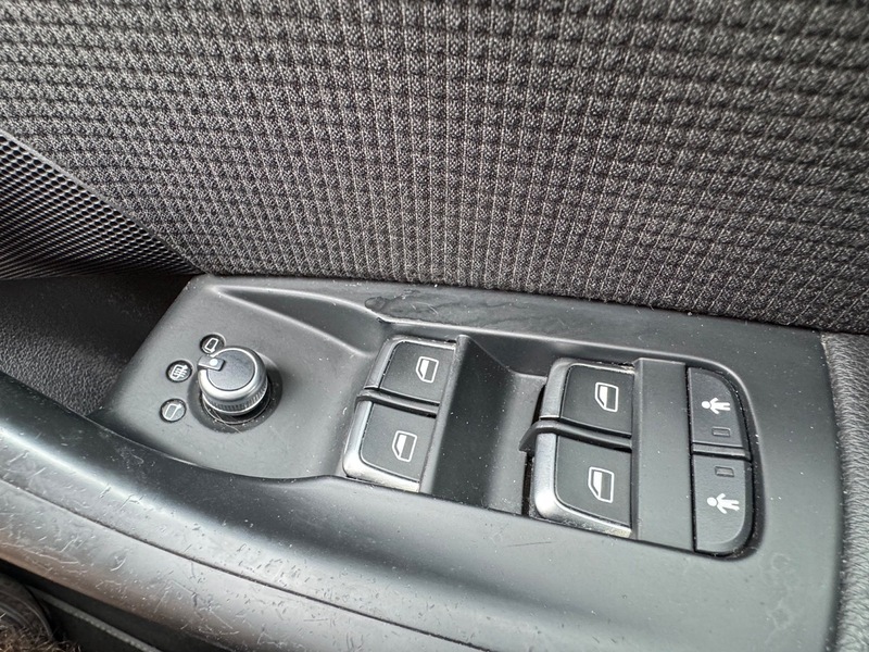 Used Audi Q3 2013 for sale - 76093102: Photo 19