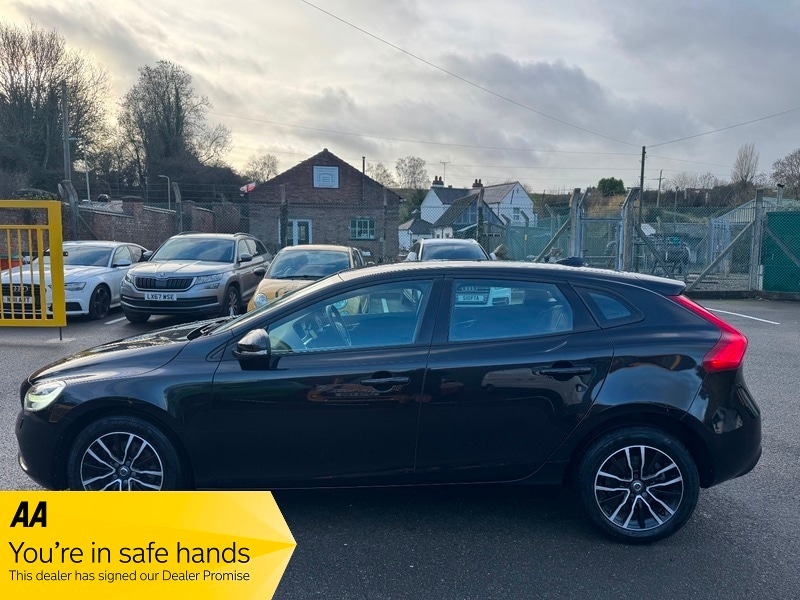 Used Volvo V40 2016 for sale - 76821366: Photo 3