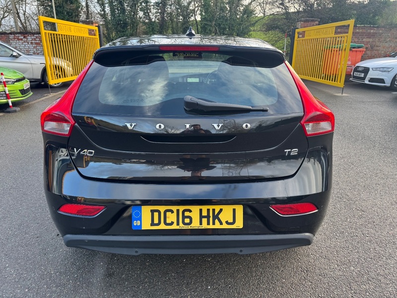 Used Volvo V40 2016 for sale - 76821366: Photo 5