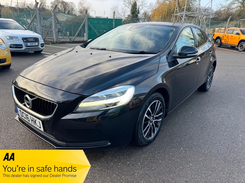 Used Volvo V40 2016 for sale - 76821366: Photo 9