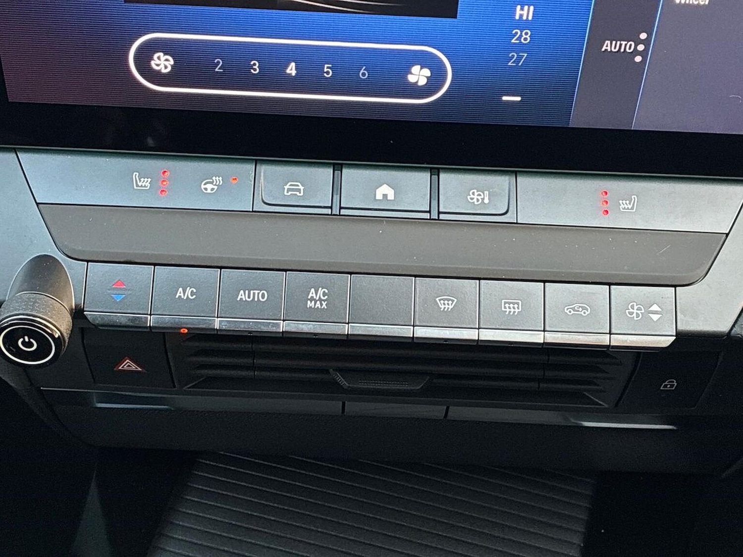 Used Vauxhall Astra 2025 for sale - 76982875: Photo 12