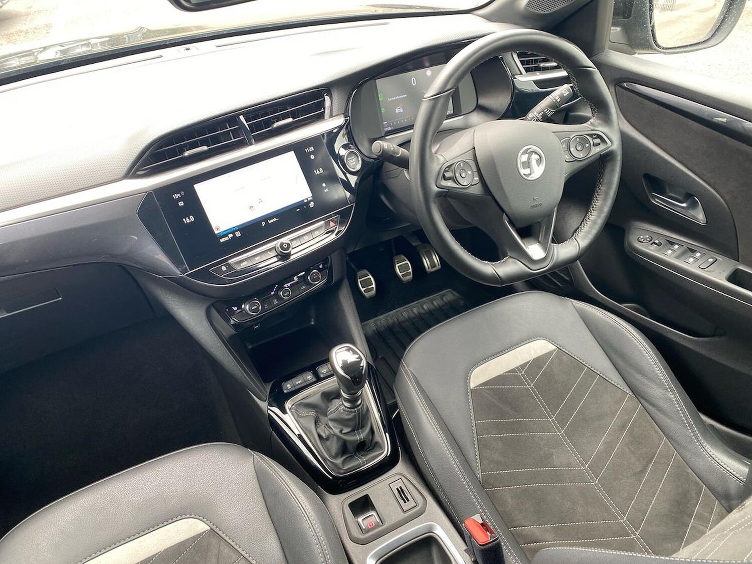 Vehicle 28
