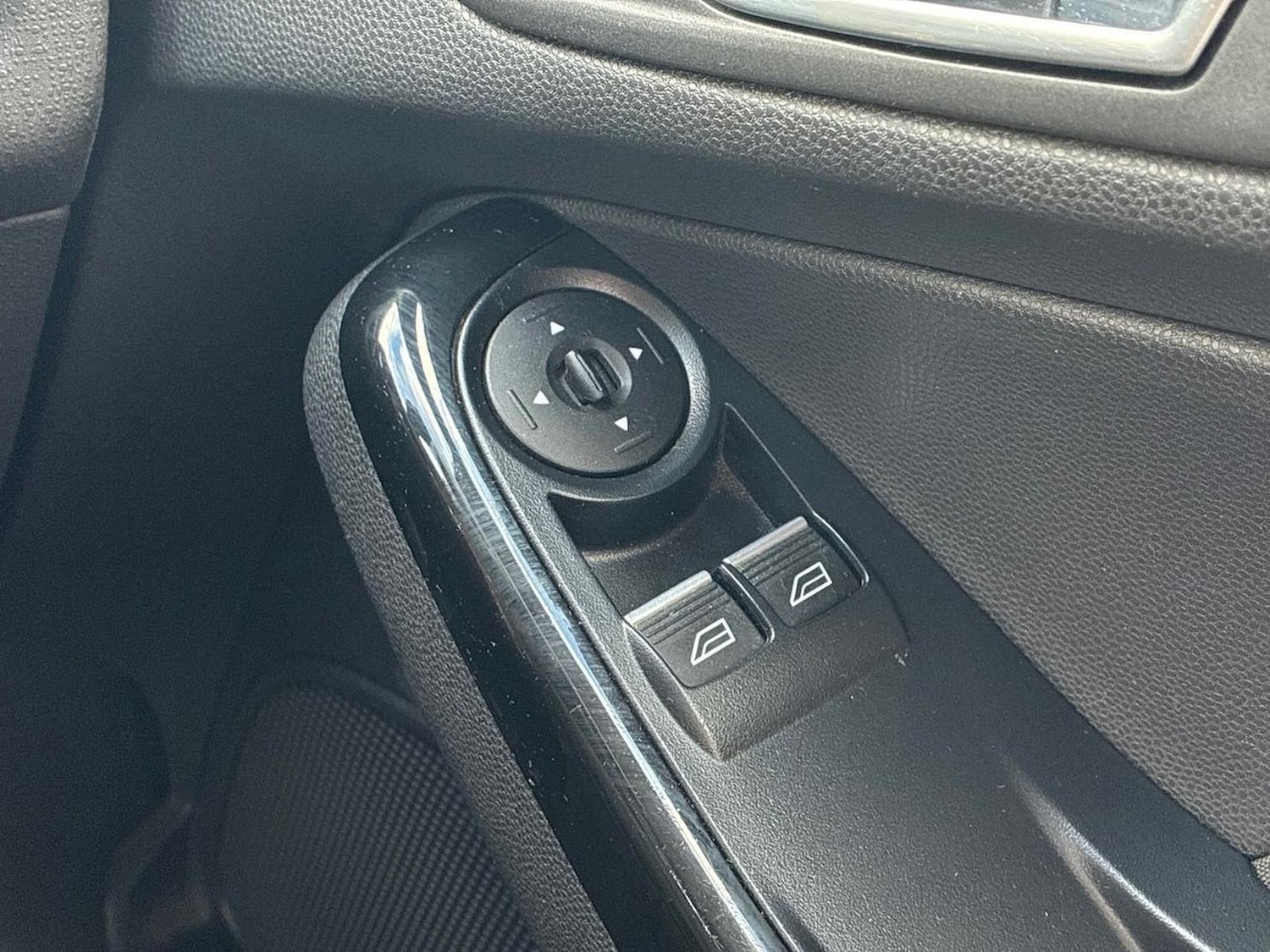 Used Ford Fiesta 2016 for sale - 76273436: Photo 21