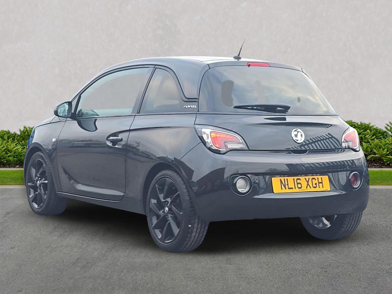 Used Vauxhall ADAM 2016 for sale - 77073252: Photo 2
