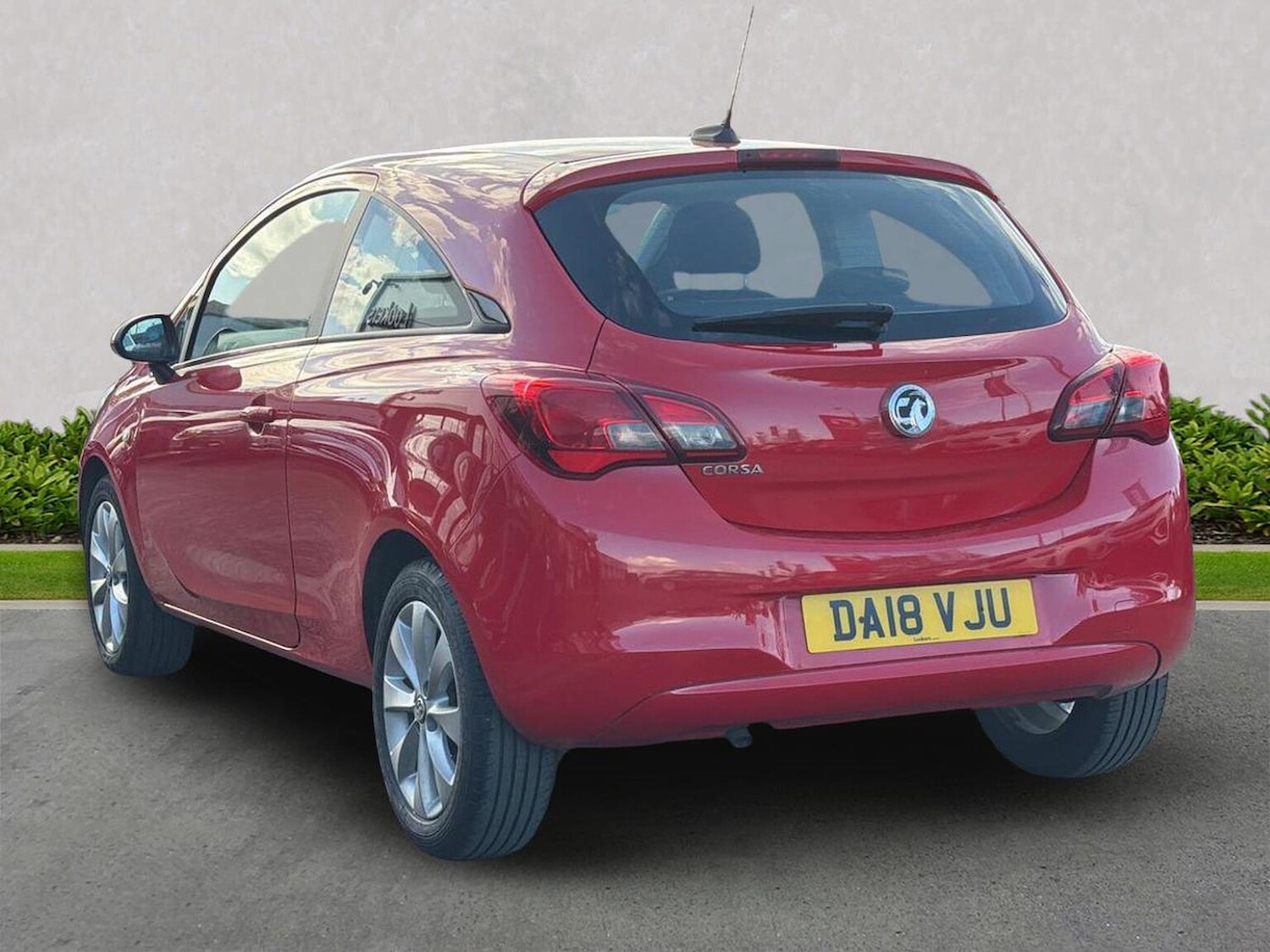 Used Vauxhall Corsa 2018 for sale - 78195620: Photo 2