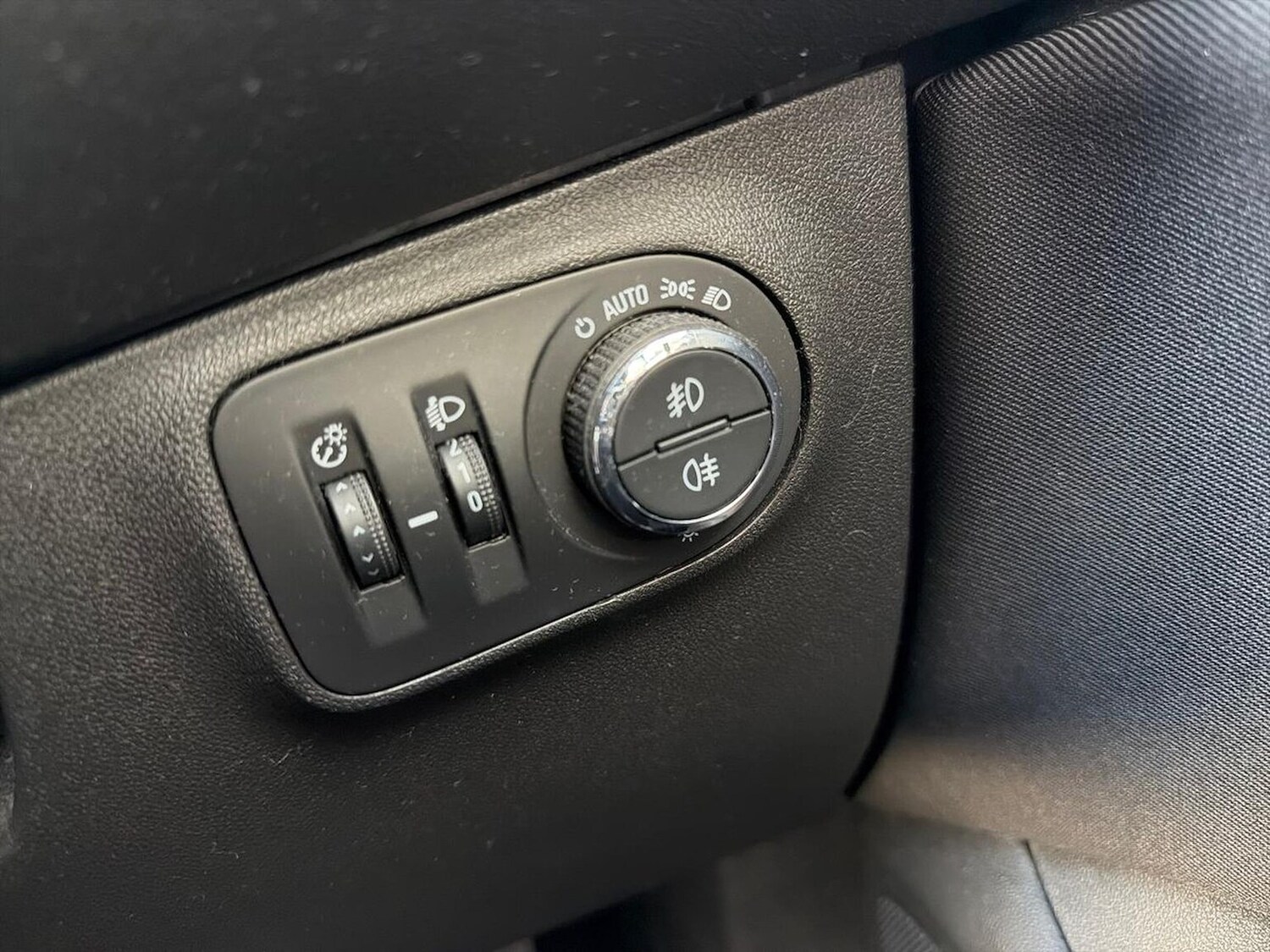 Used Vauxhall Corsa 2018 for sale - 78195620: Photo 39