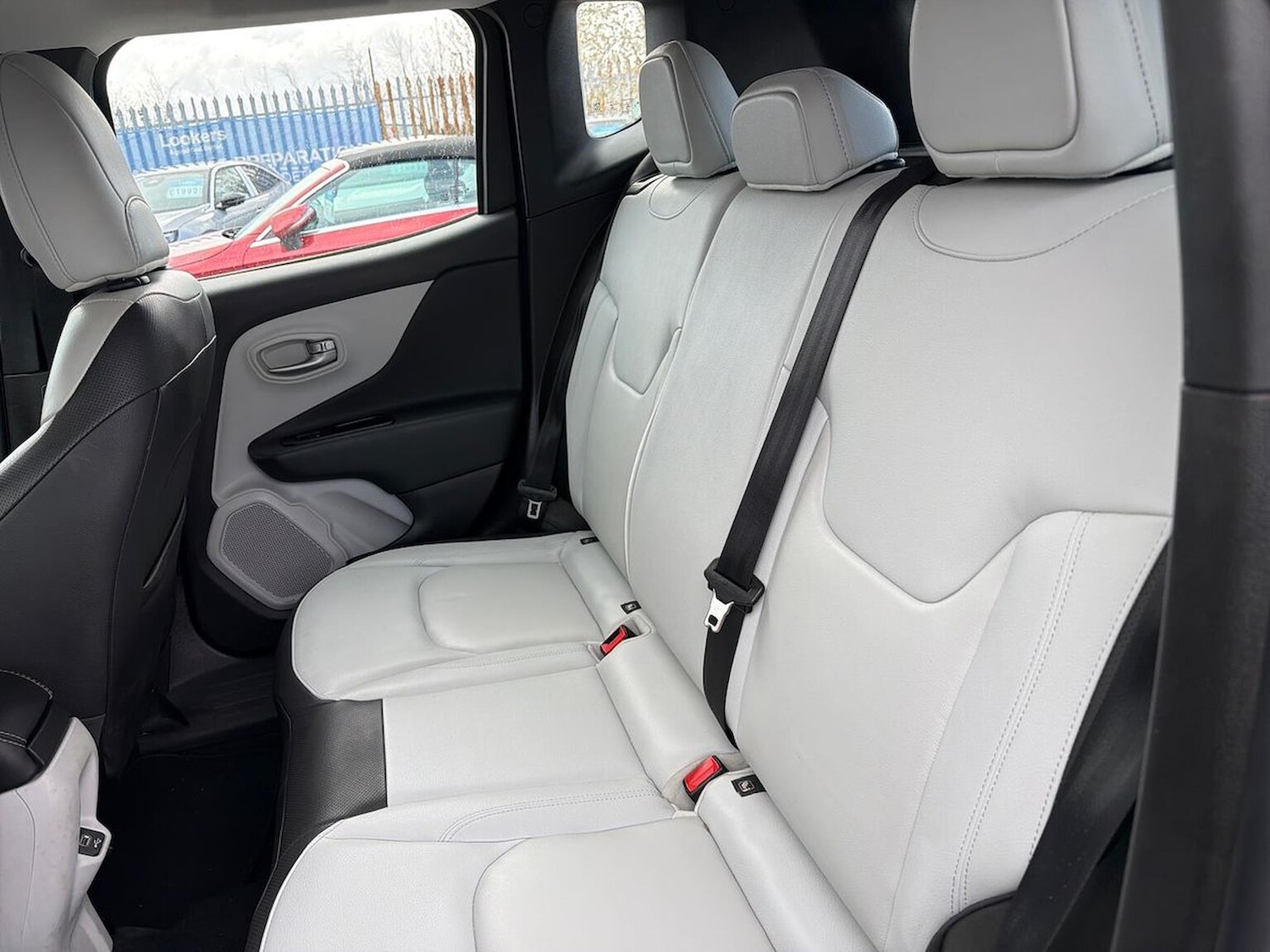 Used Jeep Renegade 2020 for sale - 78218646: Photo 18