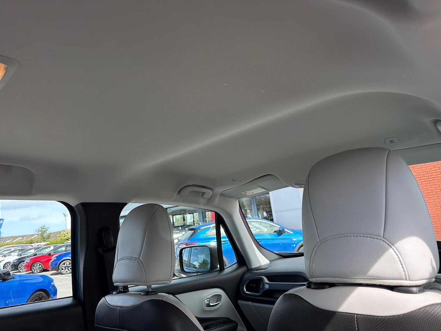 Used Jeep Renegade 2020 for sale - 78218646: Photo 32