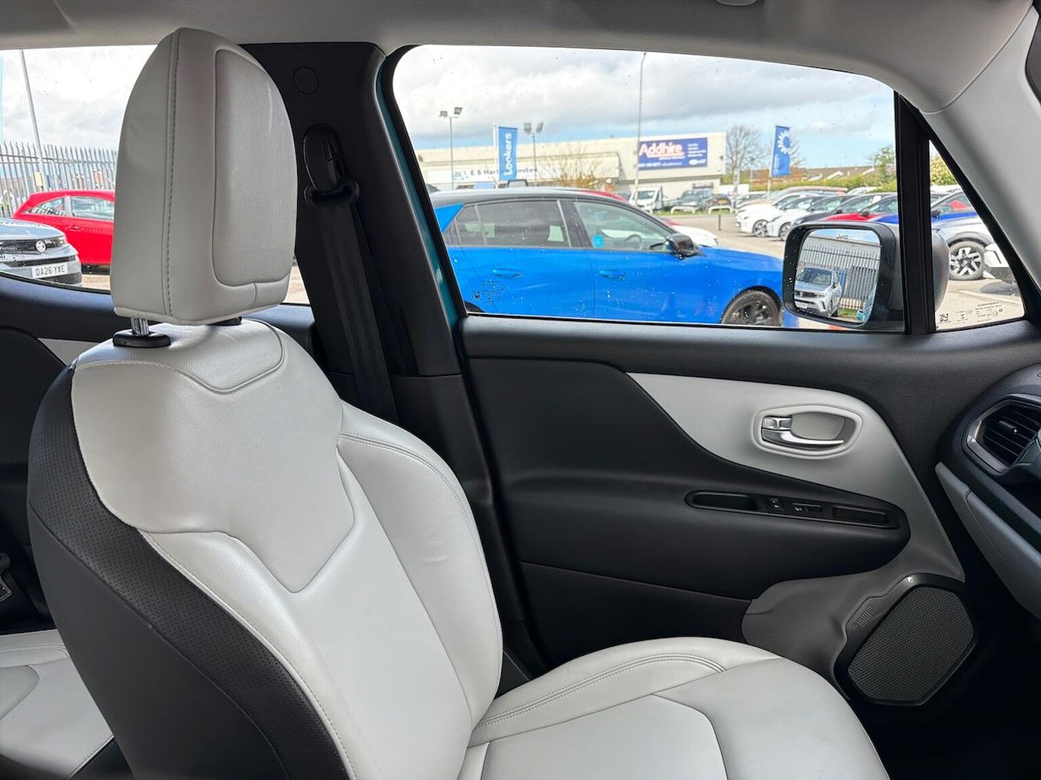 Used Jeep Renegade 2020 for sale - 78218646: Photo 40