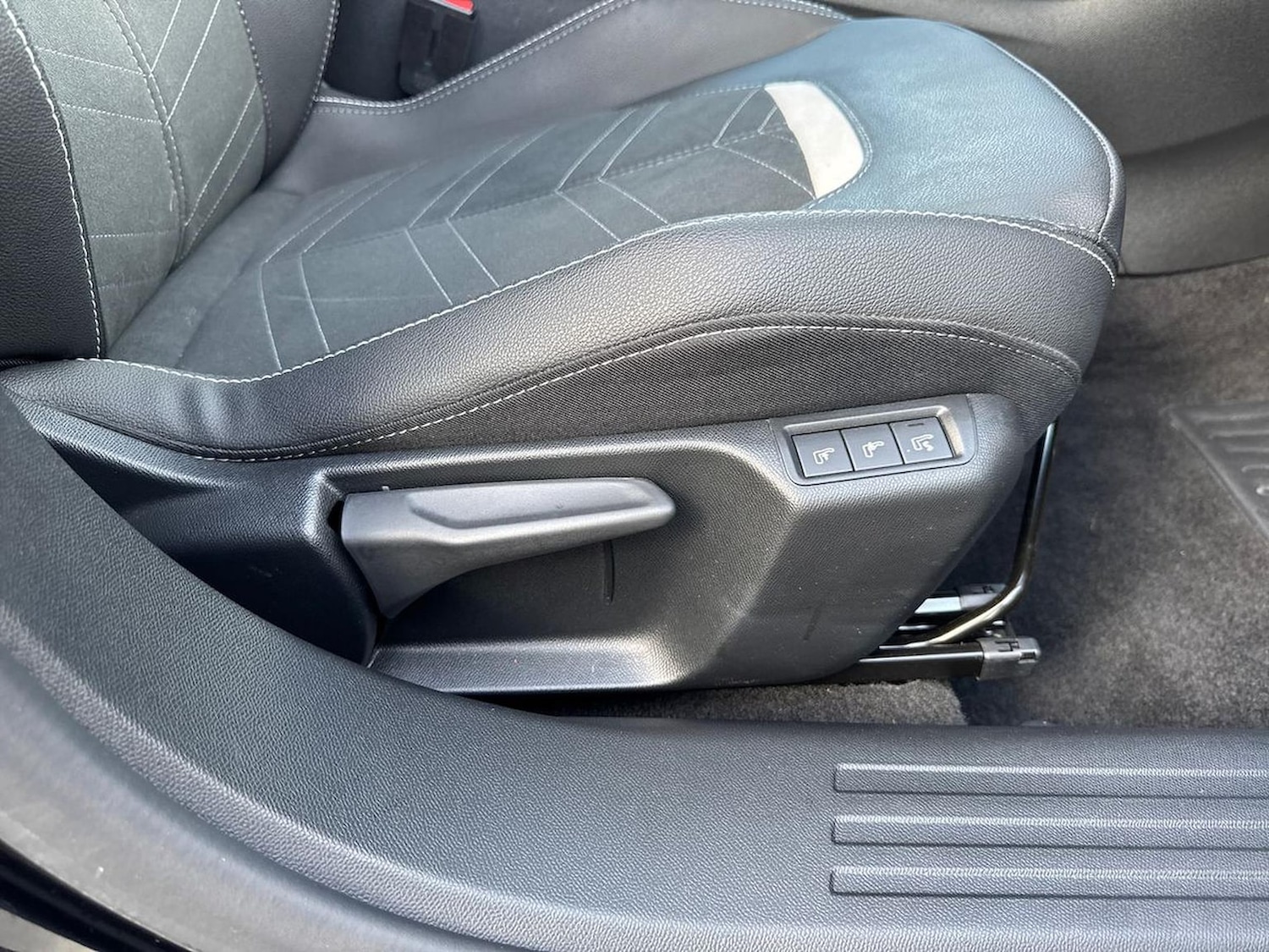 Used Vauxhall Mokka 2025 for sale - 76357979: Photo 28