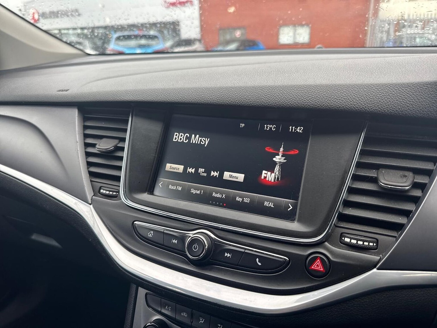 Used Vauxhall Astra 2017 for sale - 76879670: Photo 11