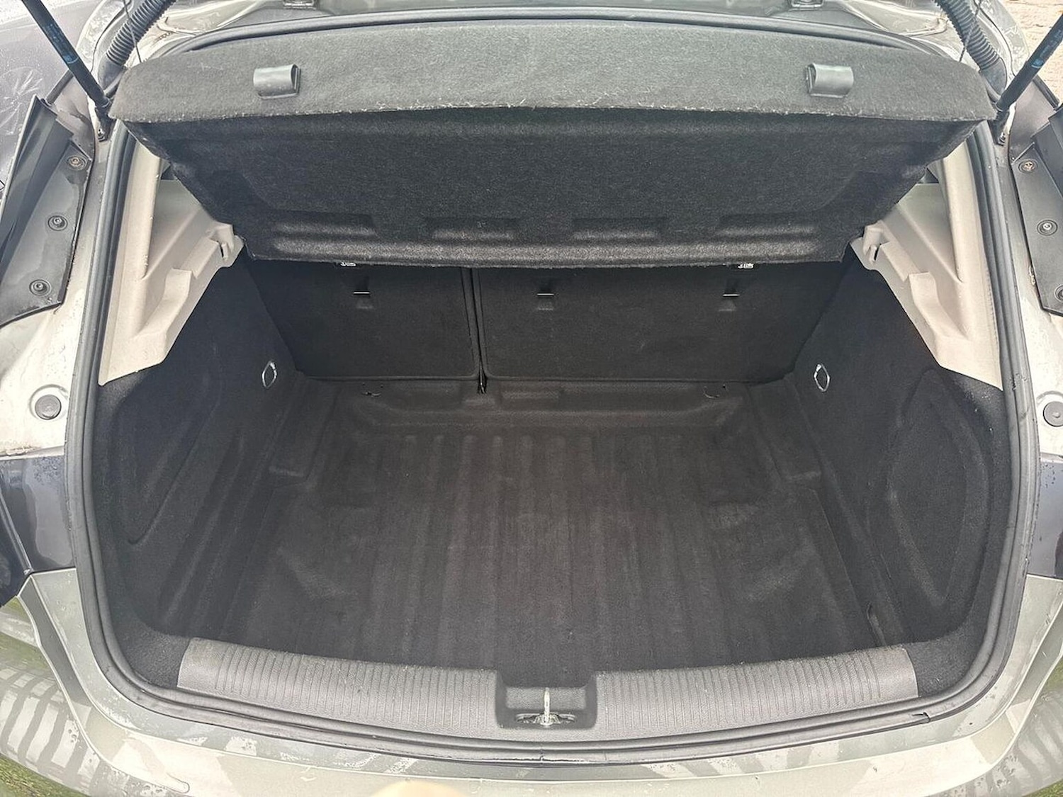 Used Vauxhall Astra 2017 for sale - 76879670: Photo 17