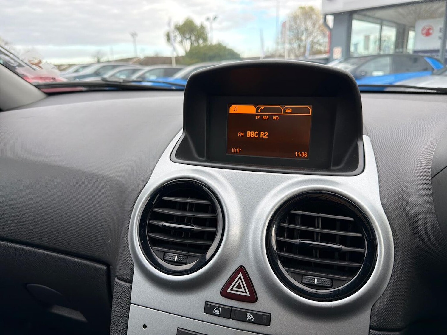 Used Vauxhall Corsa 2011 for sale - 76531429: Photo 11