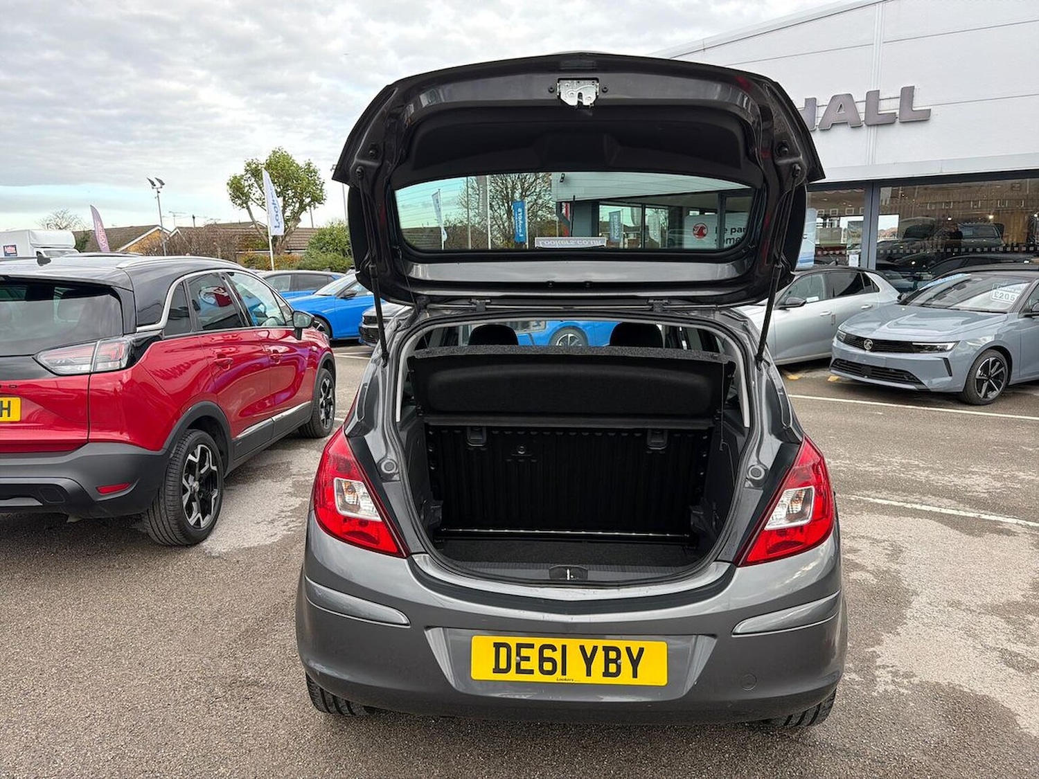 Used Vauxhall Corsa 2011 for sale - 76531429: Photo 17
